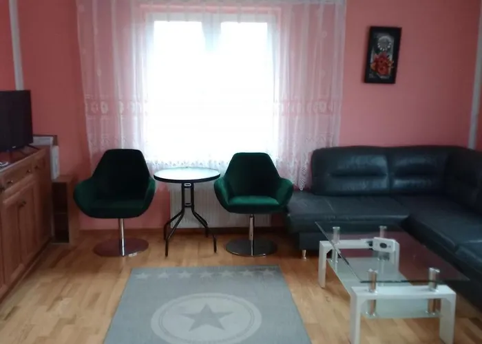 Δωμάτια σε οικογενειακή κατοικία Na Krotkiej Aja *